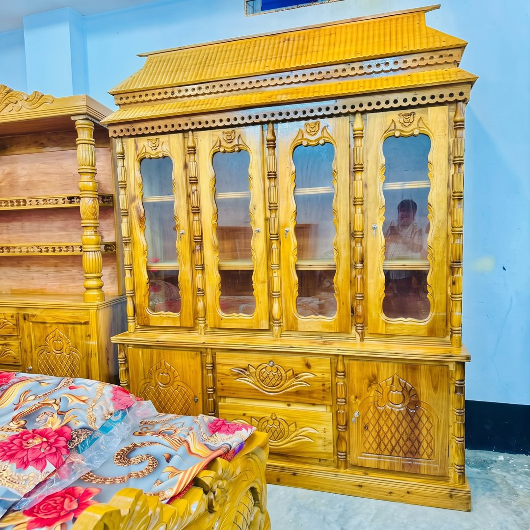 ওয়াল শোকেস